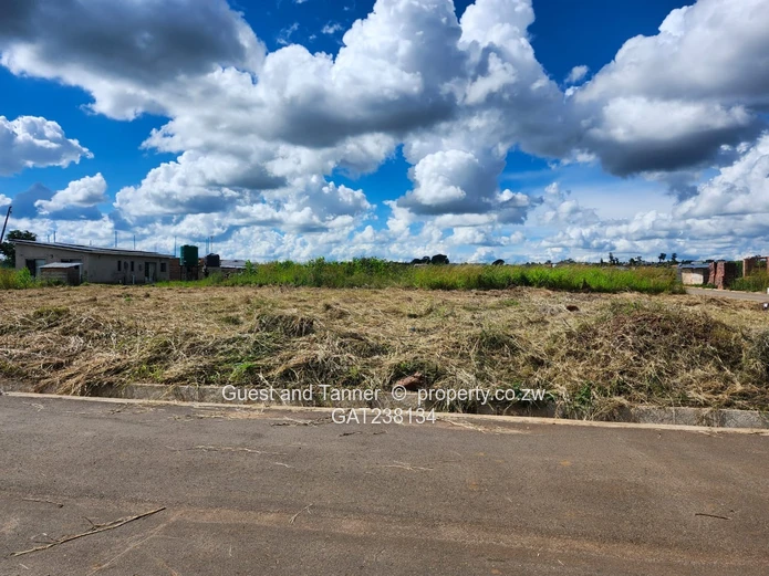 Pomona City Residential Stand for Sale