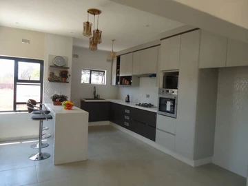 18 Unit Townhouse Complex