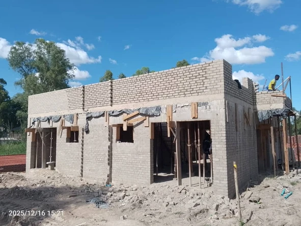 3 Bedroom Flat & Apartment