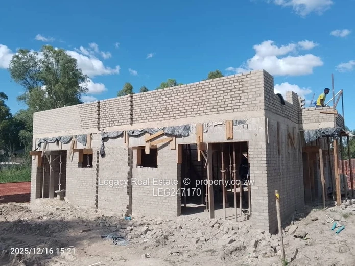 Hatfield Duplex Cluster For Sale – Logan Park, Verona