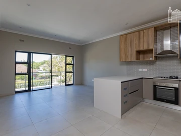 2 Bedroom Flat & Apartment