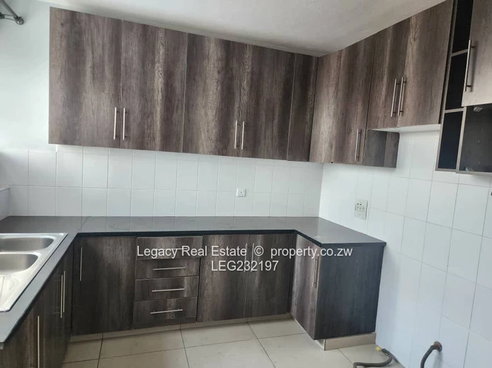 Avenues – 3-Bedroom Flat To Let (Hilton Flats, Josiah Tongogara)