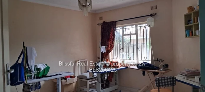 5bedroom house for sale in Chadcombe, Harare