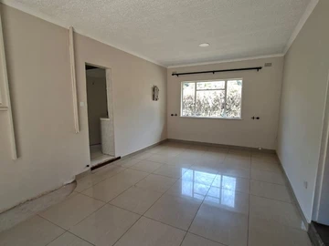 6 Bedroom Flat & Apartment