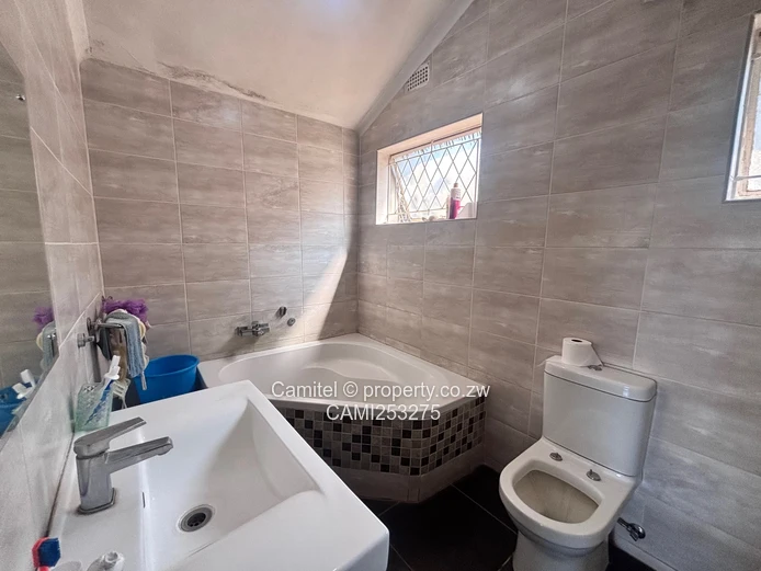 Furnished 4-Bed Highlands Home with Pool & Borehole