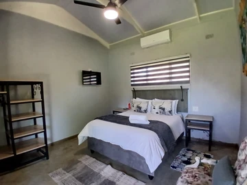 Hotel & Lodge