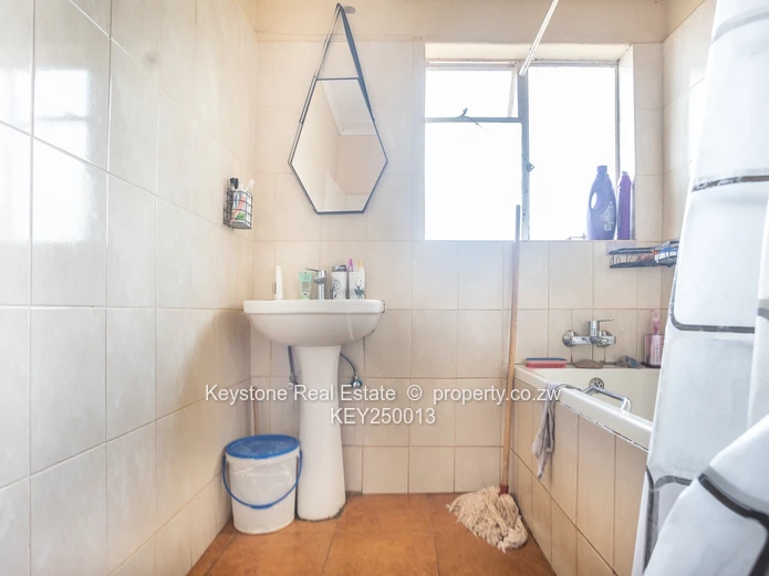 Residential Stand For Sale | Gletwin