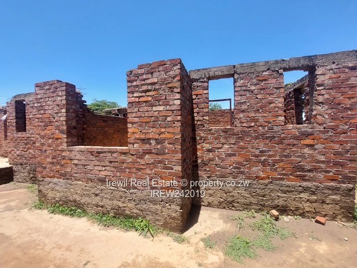 Zimre Park Incomplete House (Sole Mandate)