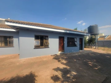 8 Bedroom House