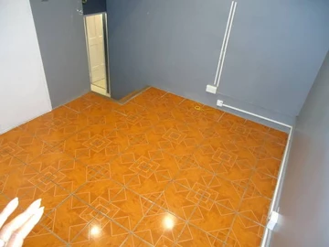 2 Bedroom Flat & Apartment