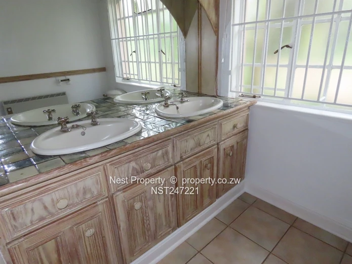 6 Bed Double Storey Splendour in Borrowdale!