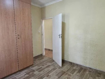 3 Bedroom Garden Flat
