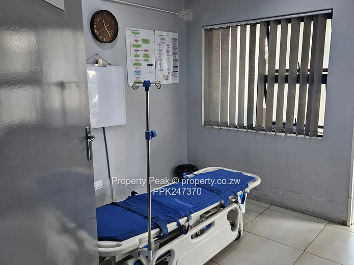 Beautiful Highfield Medical Centre For Sale — Equipment included