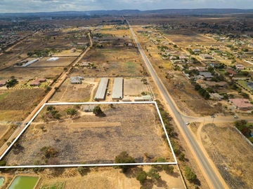 Farm & Agricultural Land