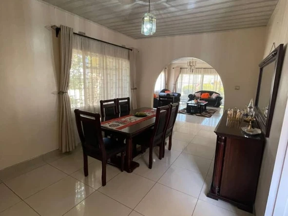 7 Bedroom House