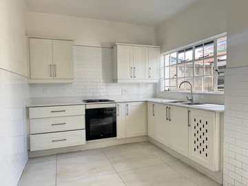 3 Bedroom Garden Flat