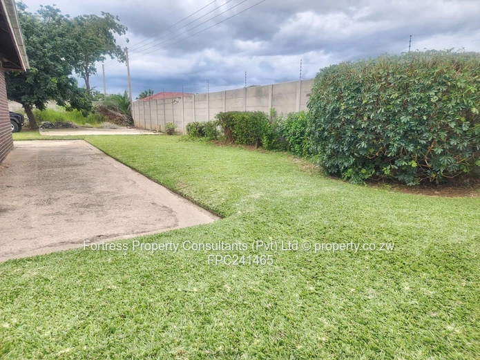 Upmarket Real Estate - Ruwa