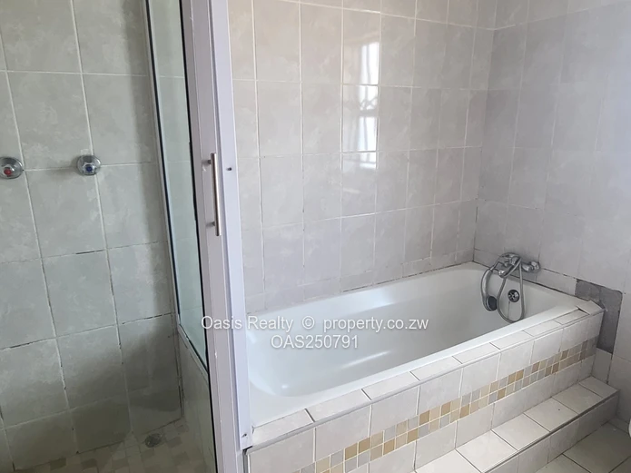 Neat home to let in Mabvazuva - available immediately