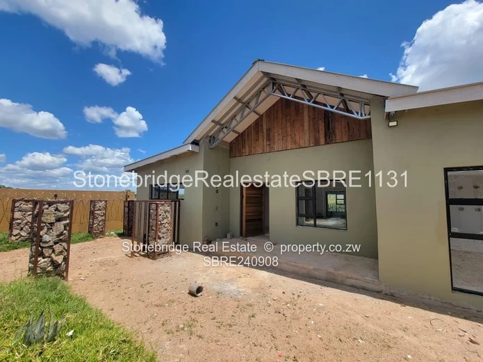 Modern 3 Bedroomed house in Hopelyn for sale