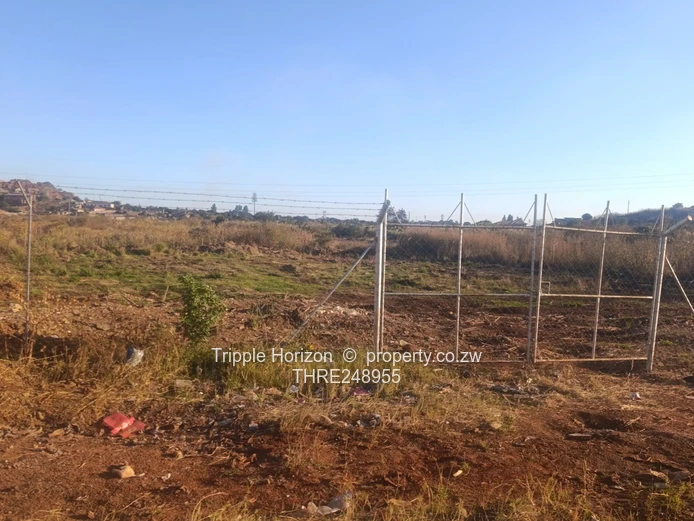 2000m² School stand in Warren Park, Harare