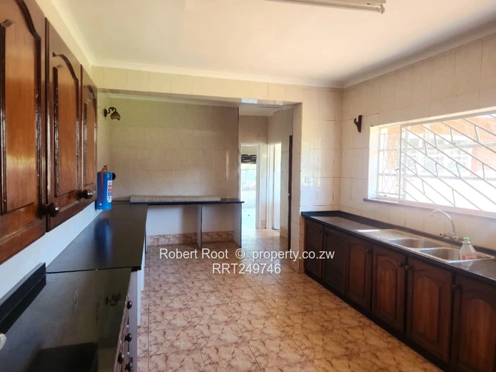 Prime Commercial Space for Rent In Greendale