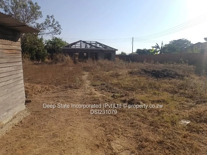 Chitungwiza Manyame park stand for sale