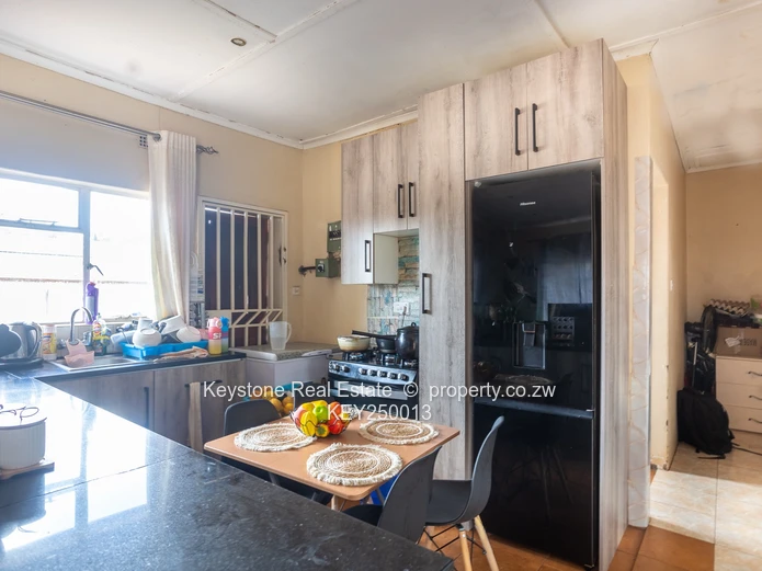 Residential Stand For Sale | Gletwin