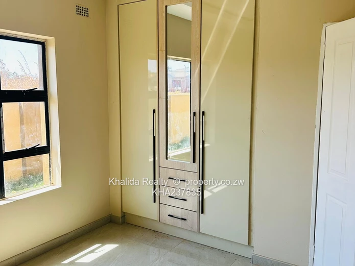 Nyeredzi Ridge Pomona house for rent 