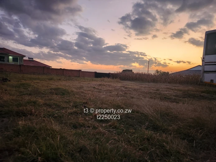 Residential Stand with Cottage for Sale in Sunway City, Harare East