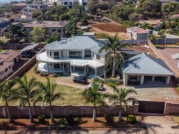 5 Bedroom House
