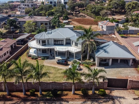 5 Bedroom House