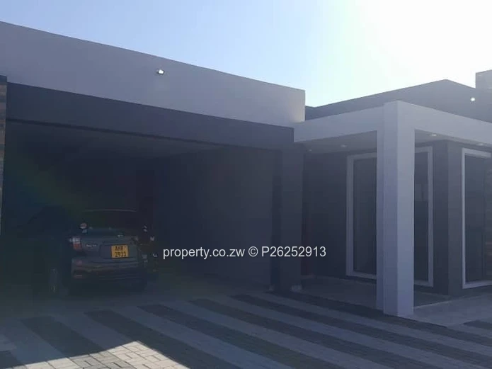 A very neat four bedroomed Townhouse for sale in Arlington East