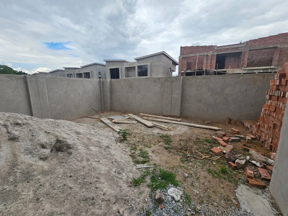 4 Bedroom Garden Flat