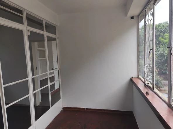 3 Bedroom Flat & Apartment