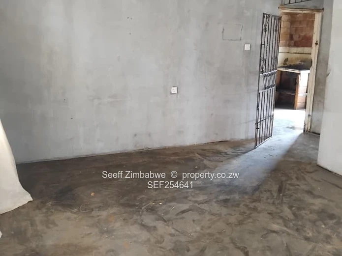 3 Bedroom House For Sale | Magwegwe West, Bulawayo (Sole Mandate)