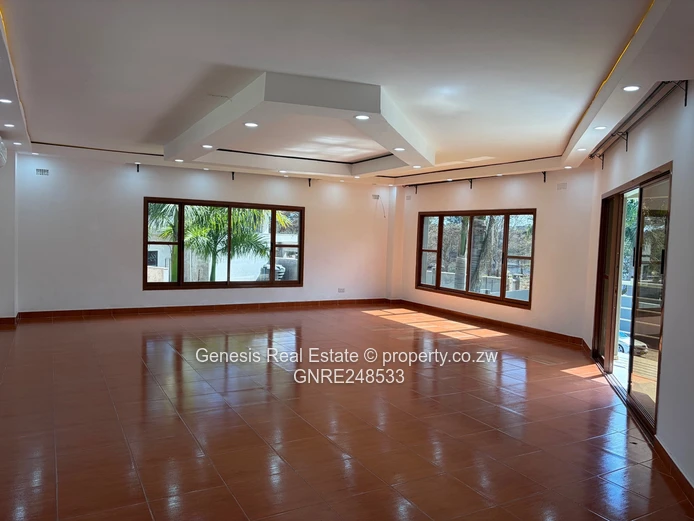 Palatial double story for sale in Gletwin