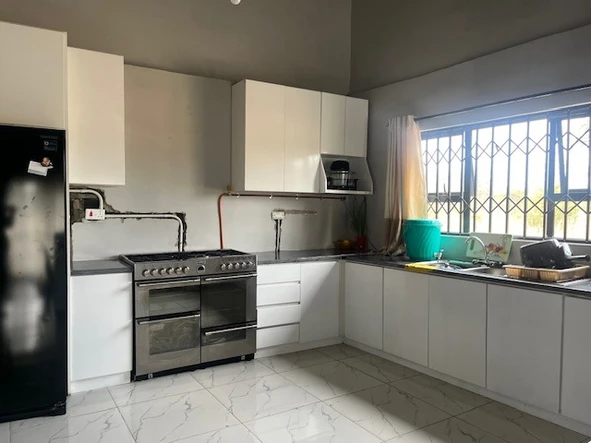 Farm & Agricultural Land