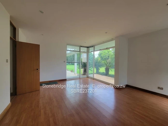 Spacious, Well designed 5 Bedroom Burnside double Storey for sale