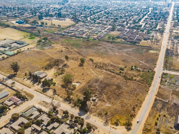 Commercial & Industrial Land