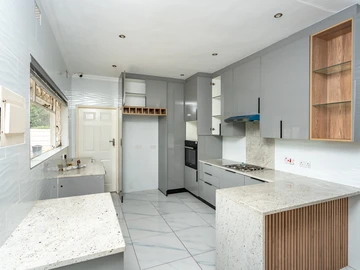 4 Bedroom House