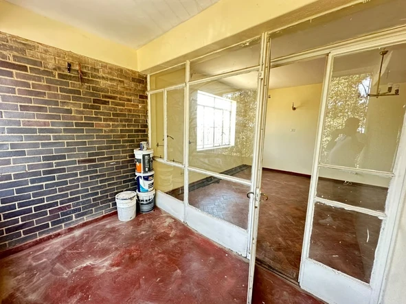 3 Bedroom Flat & Apartment
