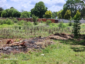 Stands & Residential Land