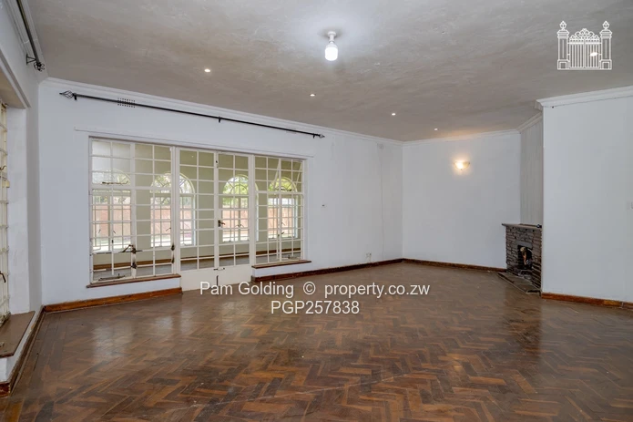 Property In A Promising Location In Highlands (Sole Mandate)