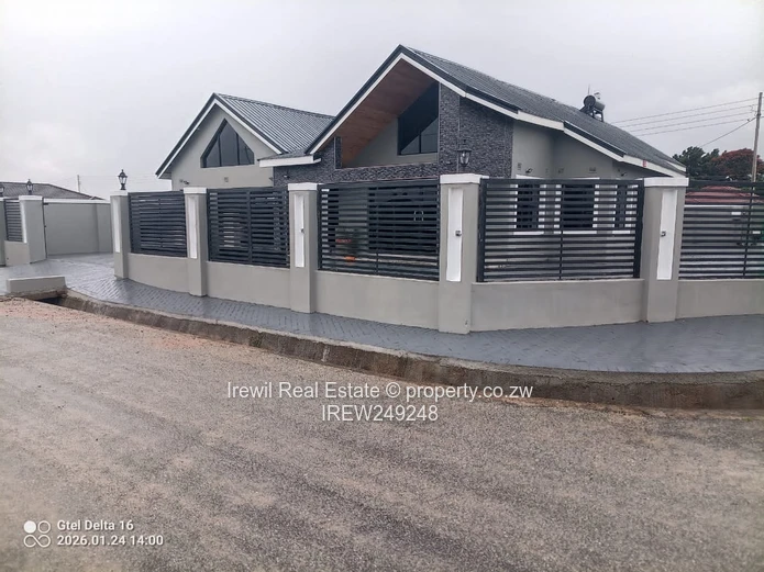Neat 4 Bed in Mabvazuva 
