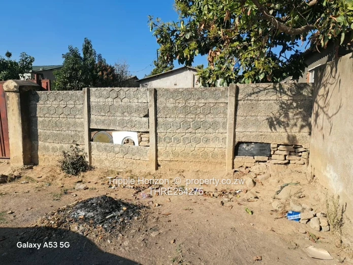 Amalinda 2-Bed Core house - Walled Yard, Satellite Dish & Good ZESA