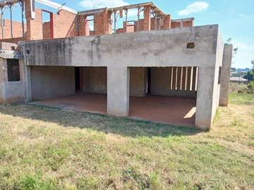 7 Bedroom House