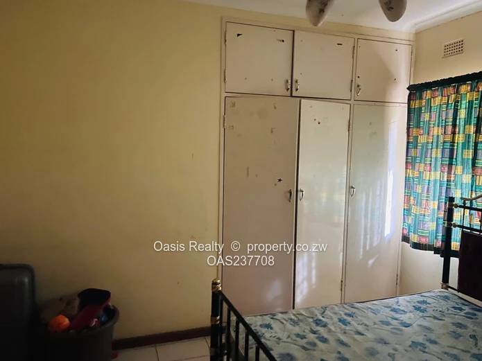 Fully Furnished Double-Storey Home to Rent 