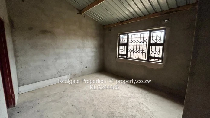 Four Bedroomed House In Cowdray Park