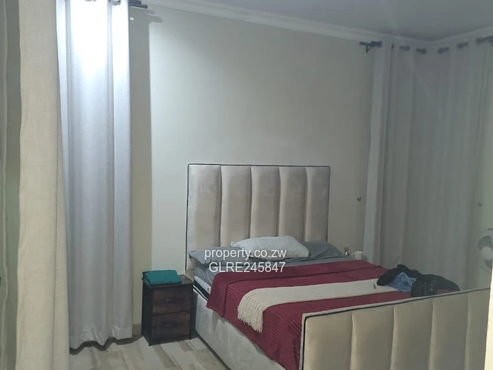 Modern 1-Bed House with Borehole in Madokero