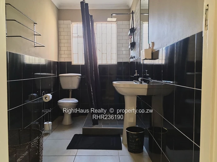 fully furnished 2 bed to let